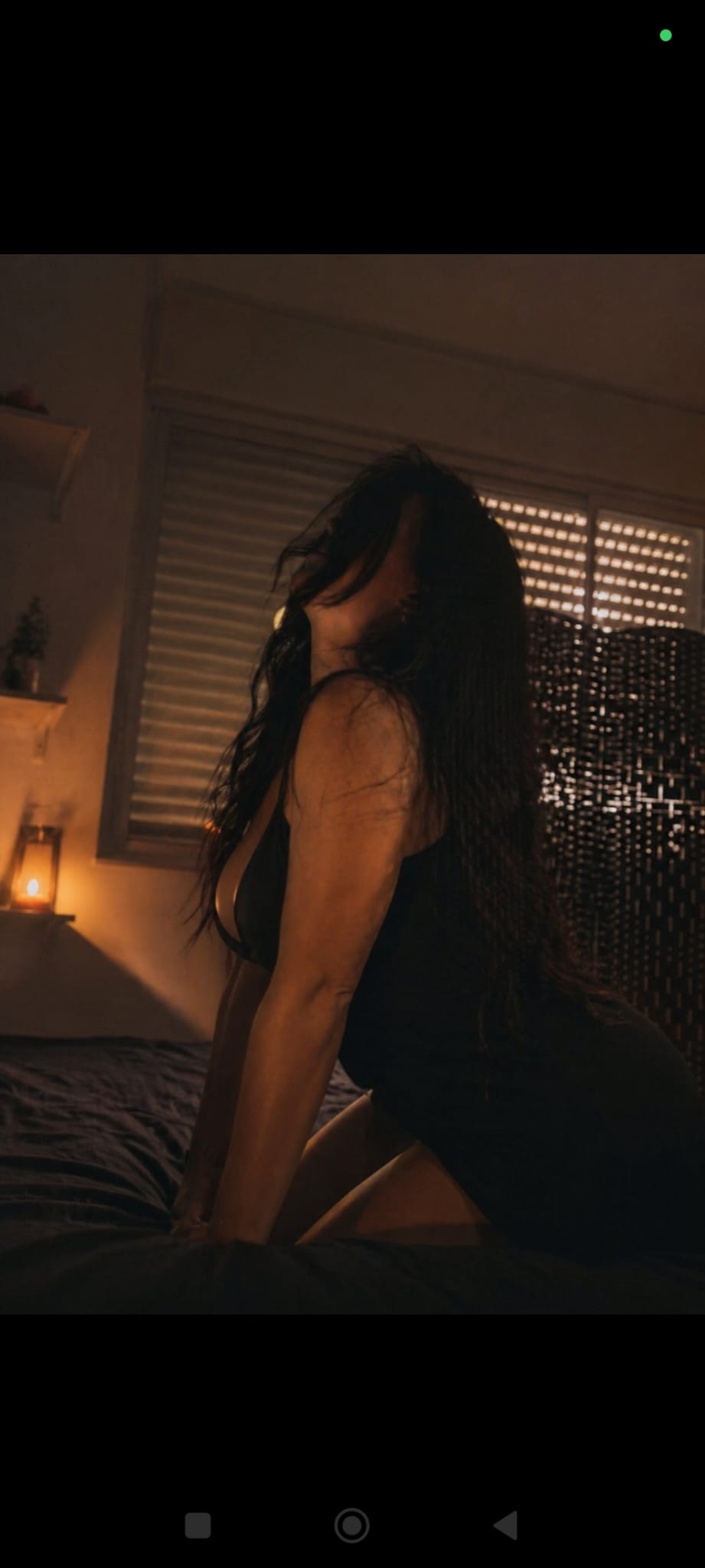 בפתח תקווה – מעסות שובבות