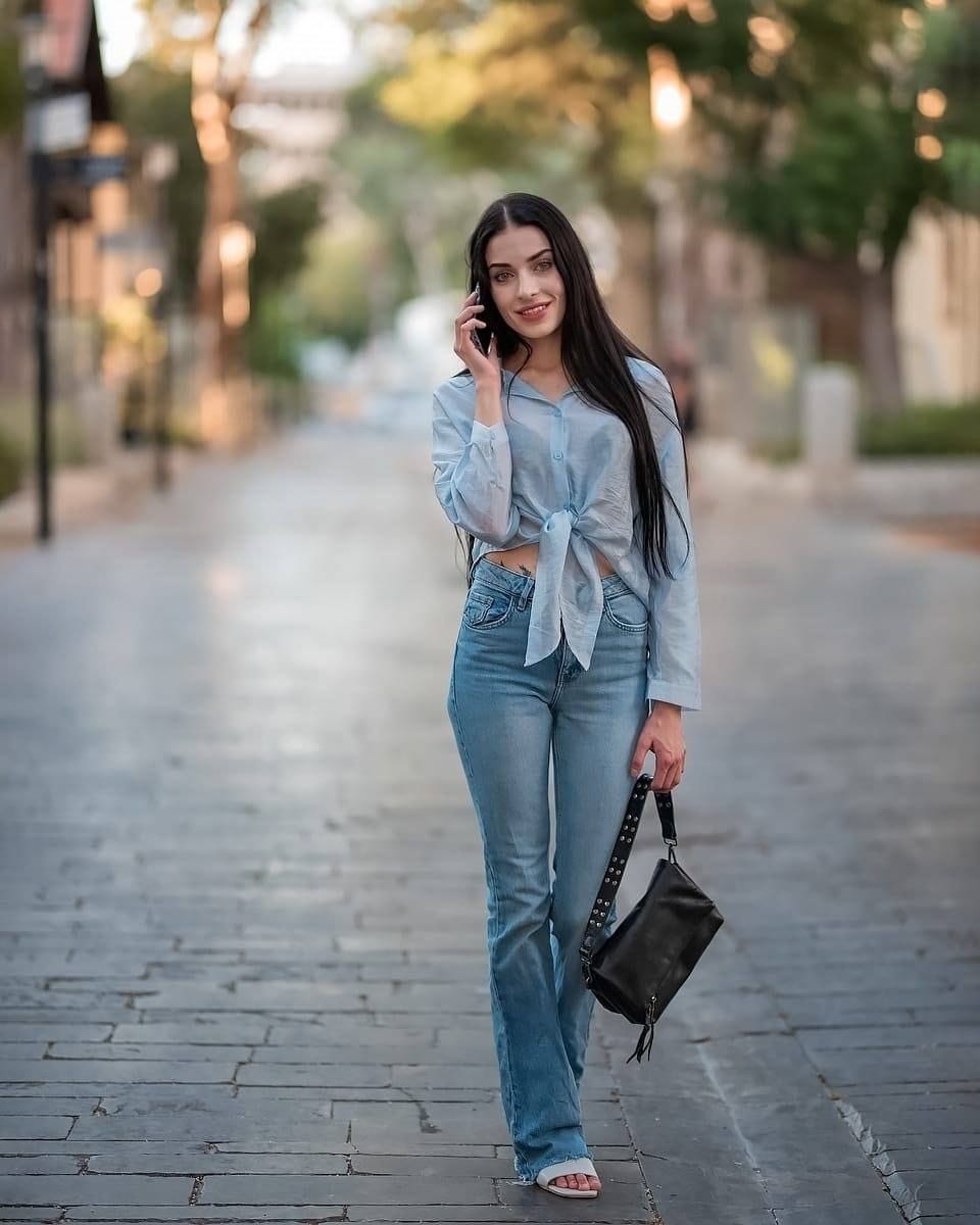 ליזה מטפלת מפתה בת 25 בתל אביב