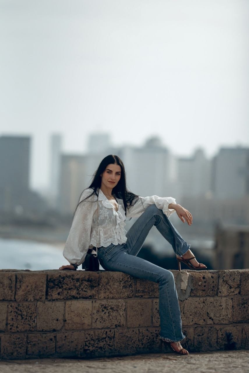 ליזה- תל אביב ברונטית מסאזיסטית מושלמת דוגמנית בת 25