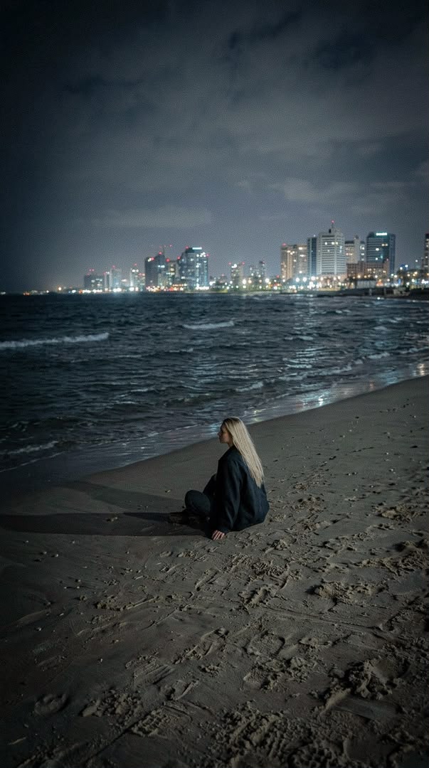 תל אביב- מארחת מקצוענית ומפנקת